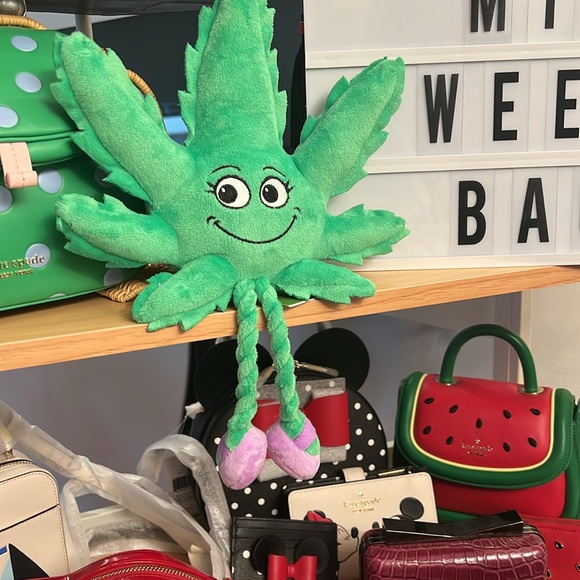 Weed Soft Toy/ Gift for her/ Funny gift/ Gift for him/ Dog Toy/ Cannabis… - Picture 3 of 3